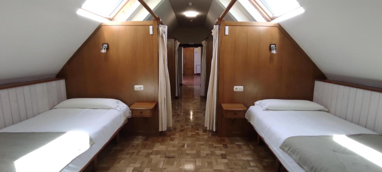 Hostal Mendilatz Orbaizeta Esterno foto